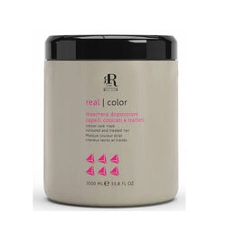 This luxurious 1Lt mask disentangles, nourishes, and seals the hair cuticle restoring softness and silkiness while intensifying colour vibrancy and longevity.